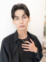 ケアリー 川西能勢口(Carelly)&nbsp;ツイストパーマ七三オールバックマッシュウルフスリークショート