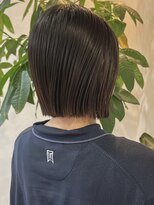 ルーチェ(Lu-che)&nbsp;【人気なスタイル】バッサリ切りっぱなしボブ