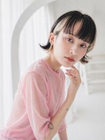 ディンプル 越谷駅前(DiMPlE)&nbsp;10代20代人気の切りっぱなし外はねインナーホワイトショートボブ