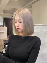 ハイル(KHAIR)&nbsp;ホワイトベージュ/ブリーチカラー/中村美伶