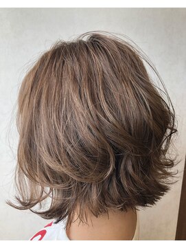 アガサ(agatha) アッシュベージュ