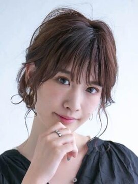 アース 三軒茶屋店(HAIR&MAKE EARTH) シンプルシニヨンアレンジ