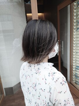 シザーズ(scissors) 切りっぱなし&グレージュデザインカラー