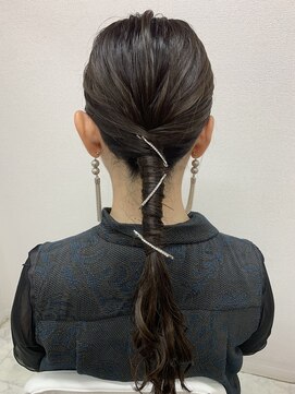 シュシュ(shushu) 変形ポニーテール