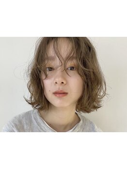 トレンドを取り入れたブリーチなしダブルカラーで“大人のこなれhair”に♪[パーマ/前髪カット/吉祥寺]