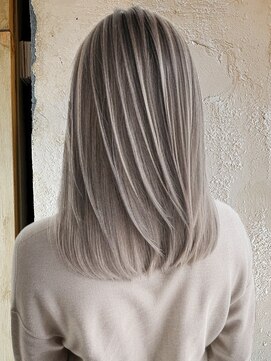 エノア 東京(ENORE) ブリーチ/ダブルカラー/グラデーションカラー/インナーカラー