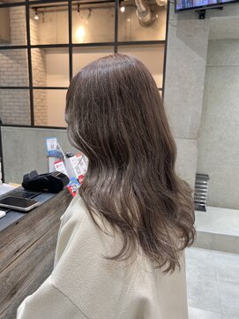 フェリア 渋谷(Feria) 【Feria】 ミルクティーベージュ  福田沙也加