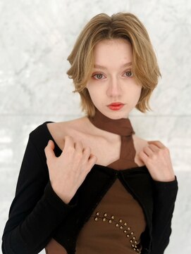 ユーフォリア 青山(Euphoria) ☆ヌーディカラー/小顔ヘア/大人ボブ/前下がりレイヤーボブ