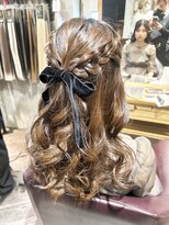 アフィナー(Afinar) ふわふわハーフアップ