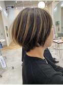 丸みマッシュボブ◎ハイライトくすみベージュ小顔バレイヤージュ