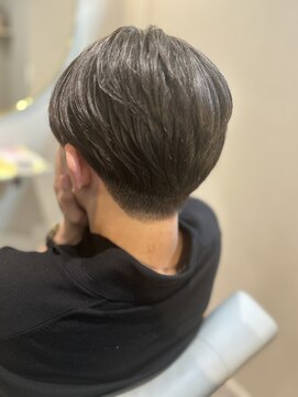 モア(more) マッシュショートメンズカット