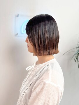 グランツ(GLANZ) 切りっぱなしスタイル×酸性ストレート