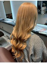 パーミルヘアーピピ(permille hair pipi) ミルクティーベージュ×巻き髪
