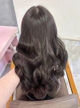 ガーランドウメダ(Garland umeda) まろやかラベンダーグレージュ★*. 担当 Miku