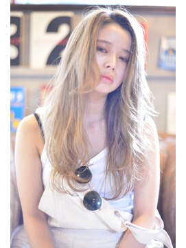 ラべリー 池袋(LOVELEY) 【 LOVELEY 】 外国人風ハイレイヤー × ブロンドベージュ