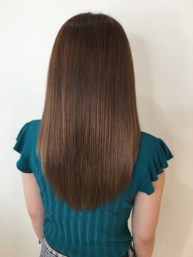 e.m.a プレミアムビューティーサロン 栄駅店(e.m.a PREMIUM BEAUTY SALON) 美髪