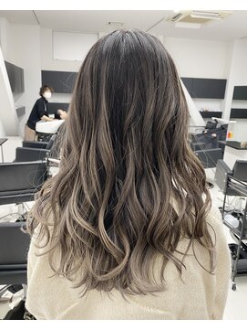 アライブ キチジョウジ(ALIVE Kichijoji) ミルクティーベージュエアタッチバレイヤージュカラー