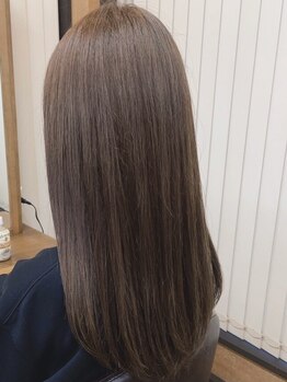 ステップ STEP ヘアーサロン hair salonの写真/《学割クーポン☆カット＋前髪縮毛矯正¥6000》ダメージレスでナチュラル艶ストレートを手に入れて♪