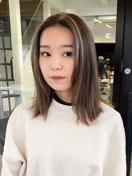 ノラ ウメダ(NORA UMEDA) 【NORA UMEDA 高木】外国人風ハイライト＆ミルクティーベージュ