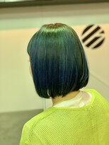 イイナヘアガレージ(117)&nbsp;【117hair garage】ハイトーン_ブルーボブ