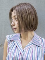 ピズム(PISM) 切りっぱなし前髪センターパートボブ/オリーブカラー