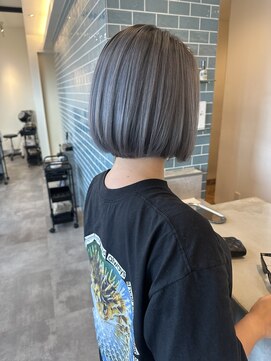 フェーディン(fa/din) シルバーアッシュボブ