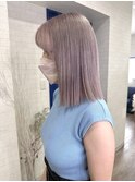 大可愛いきりっぱなしボブ透明くすみグレージュ四日市