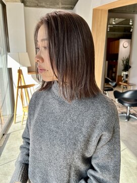 ヌイ(nui) Gray brown