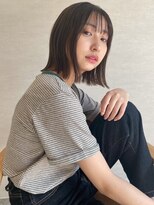 トナリ(tonari) 外ハネボブ　オリーブアッシュ　前髪あり【鹿児島中央駅】