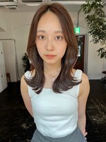 外はねくびれミディアム