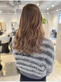 ミルクティーベージュハイトーンケアブリーチ透明感カラー