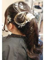 ランプヘアー(LAMP HAIR)&nbsp;お嬢様ハーフアップ★結婚式 二次会 お呼ばれ ドレス