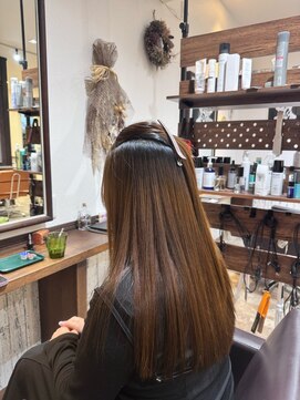 ゴデーレ(GODERE) 透け感ストレート艶髪ロングスタイル髪質改善トリートメント