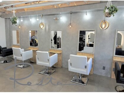 リスタ(Resta)の写真