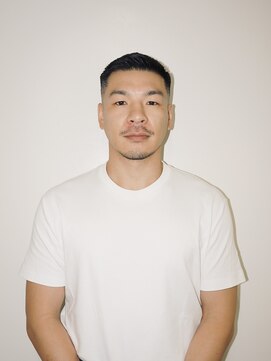 メリケンバーバーショップ トーキョー(MERICAN BARBERSHOP TYO) BURGフェザーアップスキンフェードアップバングシブヤバーバー