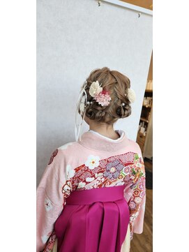 カルムヘアー(Calme hair) ふわふわツインしにょん