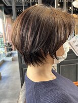レヴィ 神楽坂(Levi)&nbsp;大人ミディアムショート