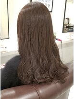 インビテーション(invitation) 暗めのカラーも透明感!ナチュラルベージュ