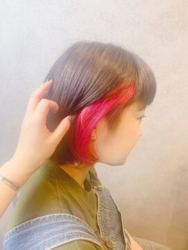 ヘアサロンM 新宿 インナー★チェリーピンク★