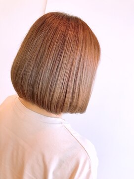 ヘアーデザイン ディープ(Deep) 骨格フォルムカット