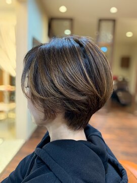 アンカーウェリナ(ANCHOR welina) 大人女子ハンサムマッシュショート