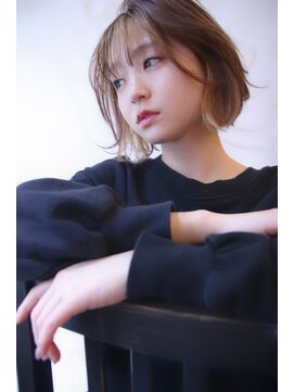 ブーケ(BOUQUET) くしゃっとスタイリング 外ハネ内巻きランダムボブ