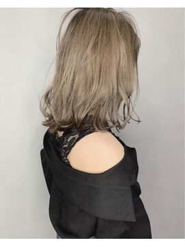 ジーシーエイト ヘアー(GC8 hair) ベージュ