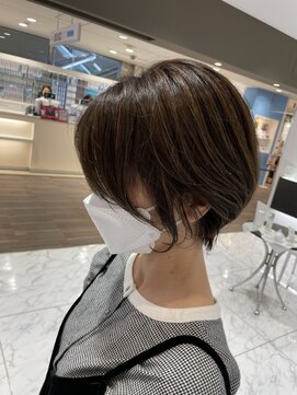マニクレアーレ 北千住店(mani CREARE) ナチュラルハイライトショート