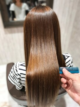 ストーンオーシャン(Stone Ocean) ストレートヘア