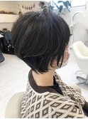フェミニンショートスタイル