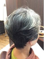 プティ(putih)&nbsp;60代おすすめショートスタイル