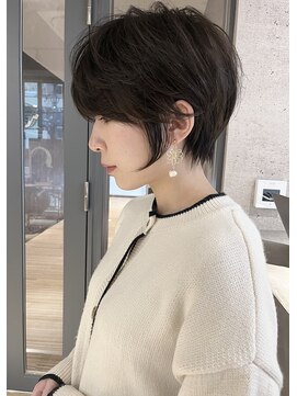 アンダーバーホワイト 芦屋店(_WHITE) 大人可愛い20代30代40代インナーカラー小顔ウルフレイヤーボブ