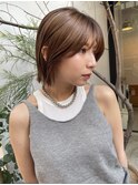 ミニボブレイヤーボブ顔まわりカット後れ毛結べるボブベージュ