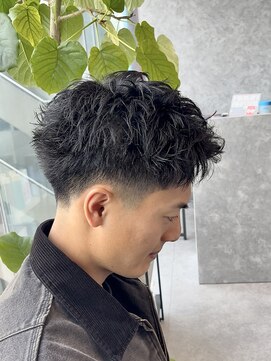 スタッド 松戸(stud. Men‘s) スパイキーショート/ベリーショート/短髪/フェード